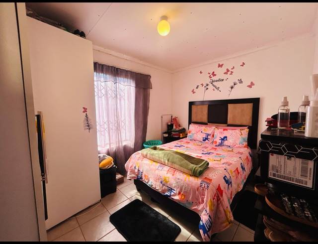 2 BEDROOM HOUSE FOR SALE IN SAVANNA CITY